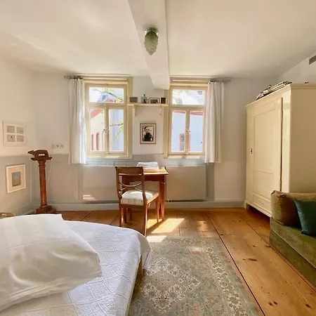 Historic Skipper's House In Old Town * Kaub
