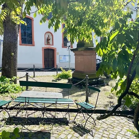 Historic Skipper's House In Old Town *